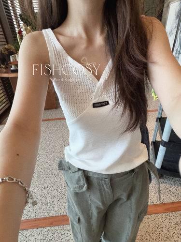 镂空打底吊带背心