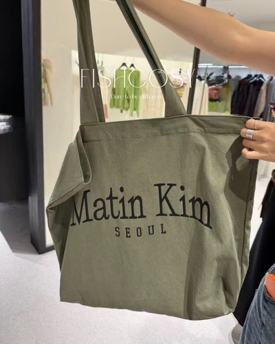 韩国小众MatinKim字母帆布包单肩包