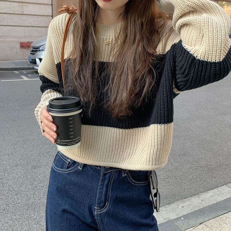 拍韓版粗毛線針織毛衣女短款落肩橫條撞色上衣