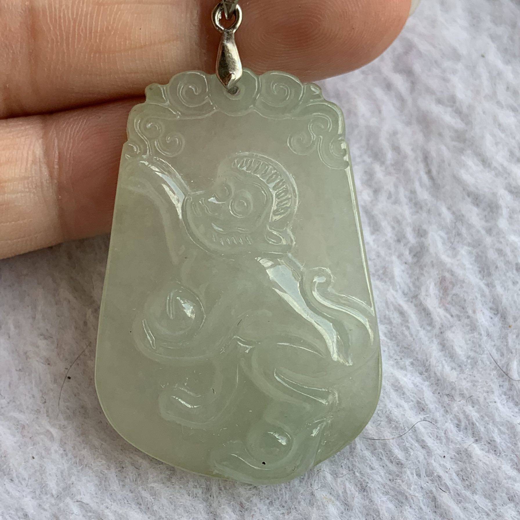 天然冰种A货翡翠玉吊坠 生肖牌猴灵猴玉坠猴子玉牌挂坠项坠属相猴