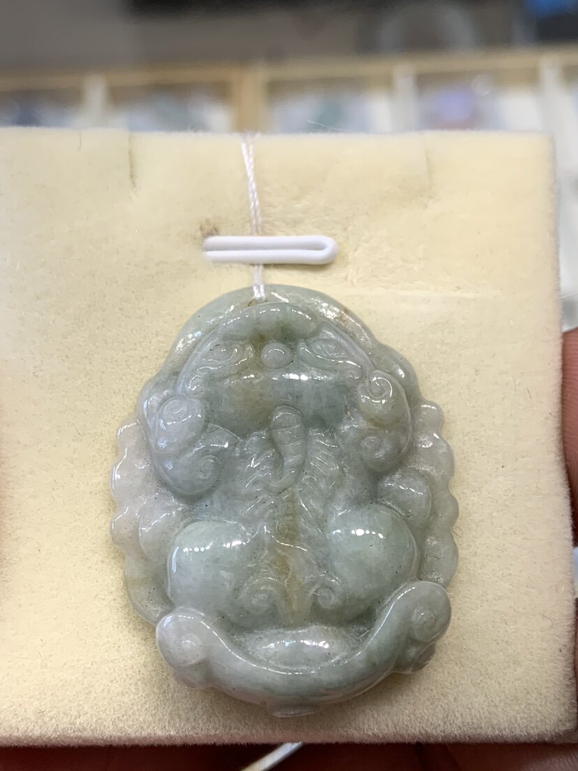天然A货翡翠玉吊坠 招财貔貅项颈饰