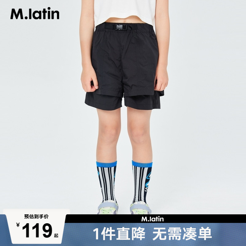 假两件速干运动短裤，兼顾功能与潮流