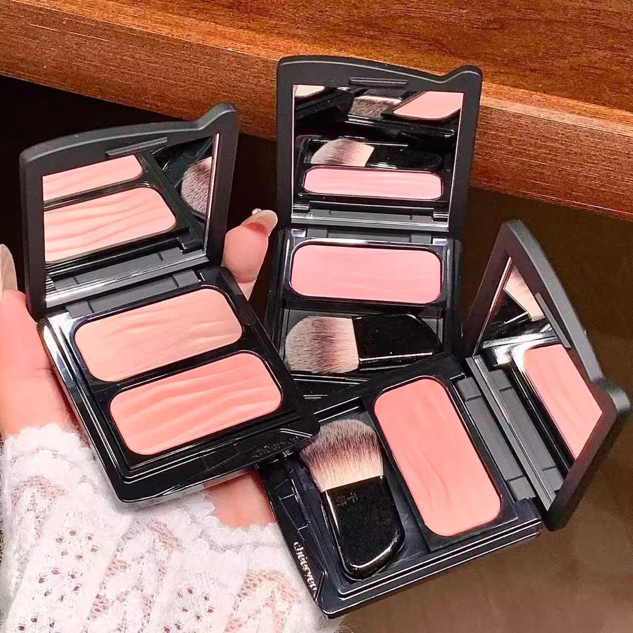 千妍冷萃腮红烤粉提亮膨胀色收缩色柔光腮红盘双色水缎光腮红