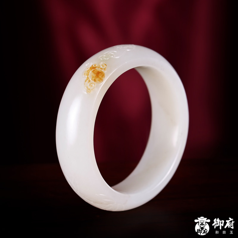天然新疆和田玉黄皮白玉籽玉手镯 福气东来 内径51mm 67.4克