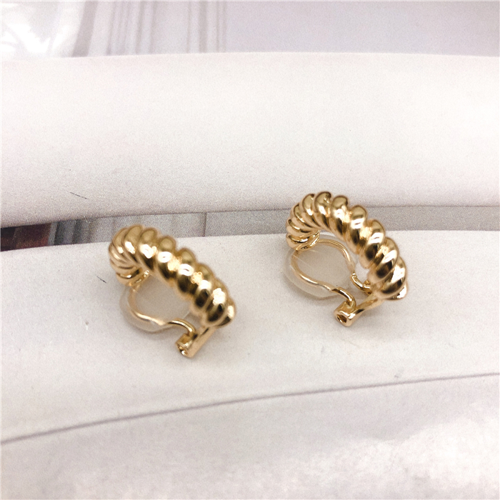 欧美饰品合金螺纹精美典雅高贵时尚显瘦脸小众耳夹耳饰H-453-31