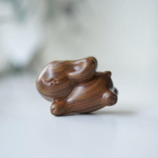 礼物 手把件绿檀木实木可爱天然可以盘玩 Joe 兔飞猛进桌面摆件