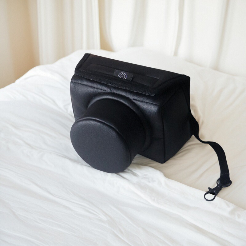 黑皮革适用XT50A6400防震ZEV10加厚A7M2定制xm5数码包R50相机套z5