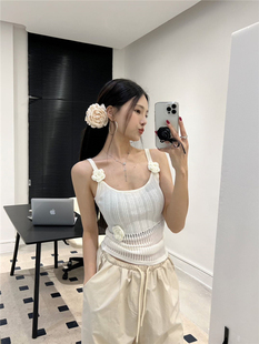 复古减龄吊带背心纯欲辣妹花朵设计感显瘦 女法式 2024SS夏季 新款