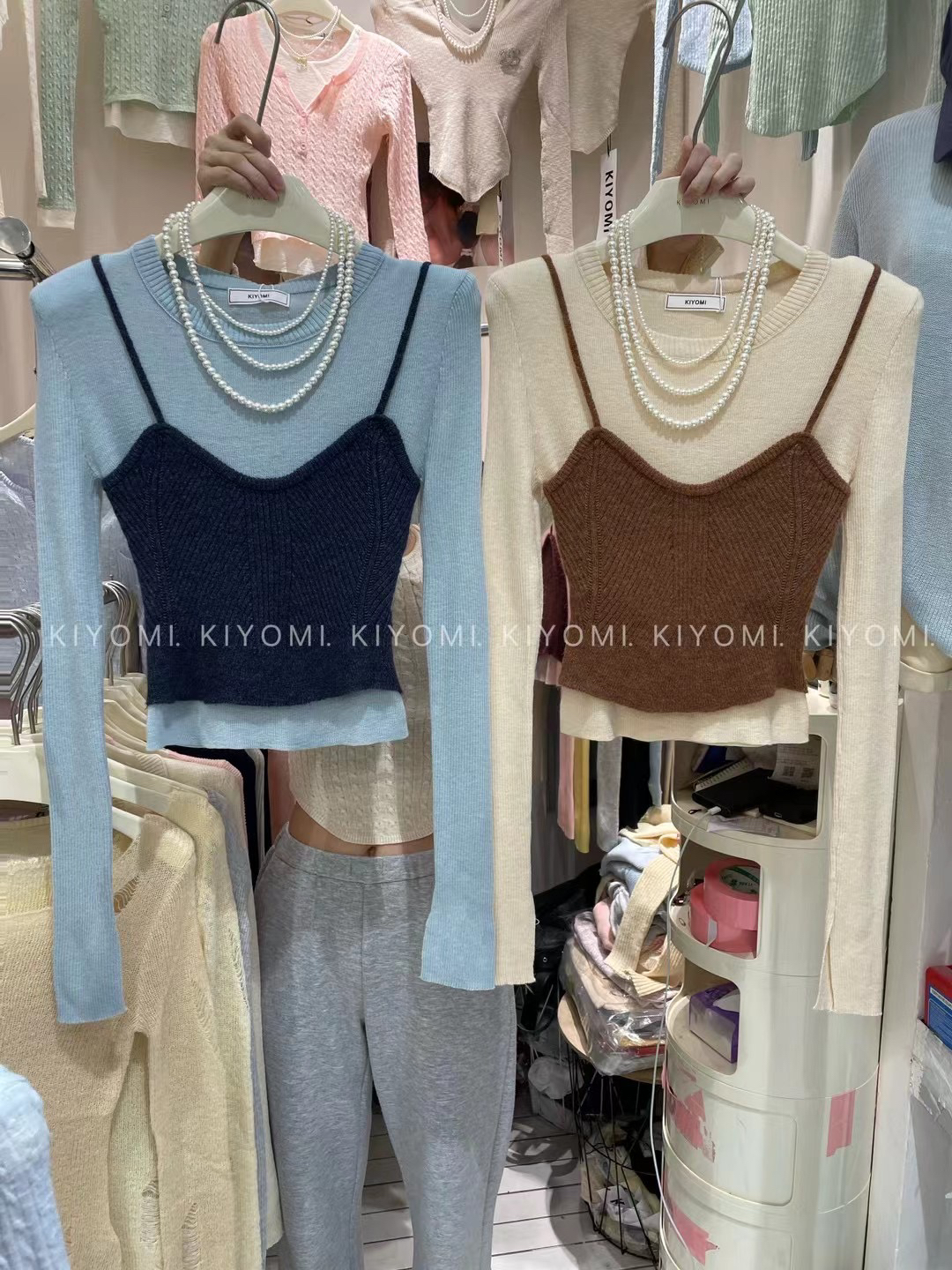 拼接撞色棉涤毛针织衫显瘦圆领