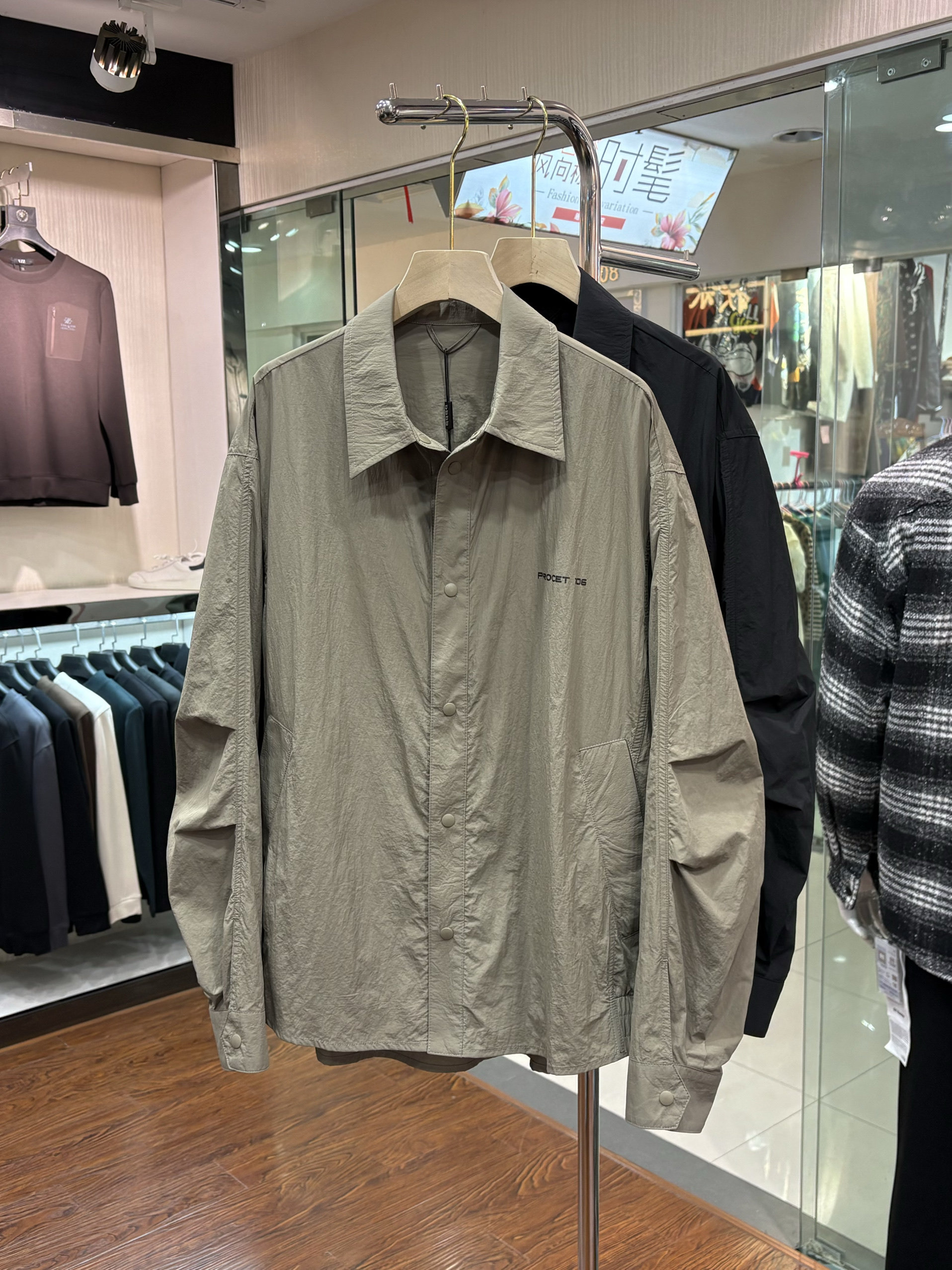 翻领外套男款春秋季2025新款潮流宽松工装衬衫式上衣男士休闲夹克