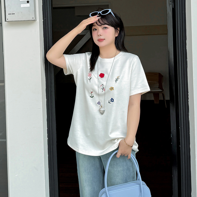 大码花朵刺绣短袖T恤上衣女
