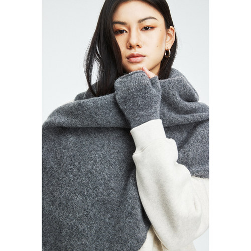 MRS Studios 婴幼羊驼毛软糯舒适质感暖手系列 百搭披肩围巾/手套