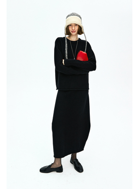 MRS Studios 康赛妮牦牛绒软糯亲肤圆领针织衫毛衣/花苞气球半裙