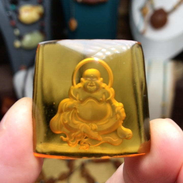 蓝珀弥勒佛（可打孔配绳）,珠宝/钻石/翡翠,颈饰,淘宝优惠券,粉丝福利购,淘宝优惠卷