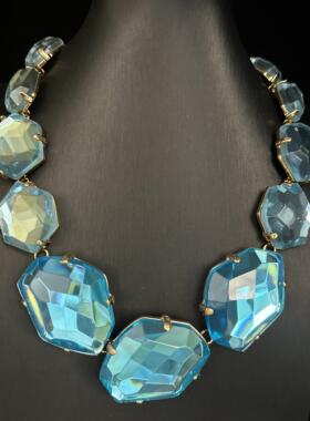 古着饰品时尚女项链光感变色苏树脂项链长方形项链夸张