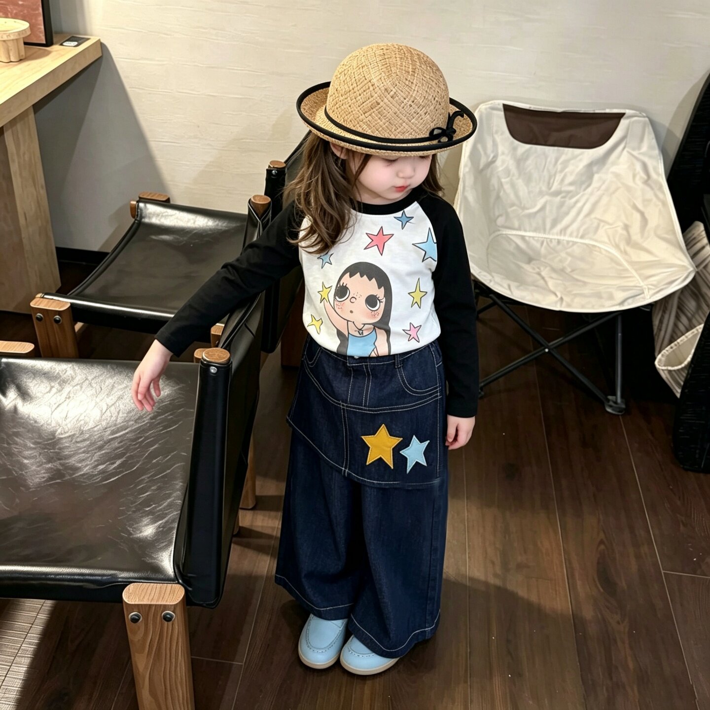 2026超火女童初秋套装洋气儿童卡通拼色长袖t恤宝宝屁帘牛仔裤潮图片