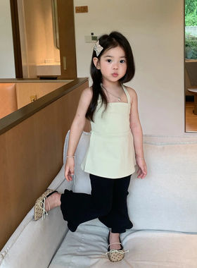 女童套装夏季薄款巨好看2026新款女宝洋气米白色吊带上衣喇叭裤子