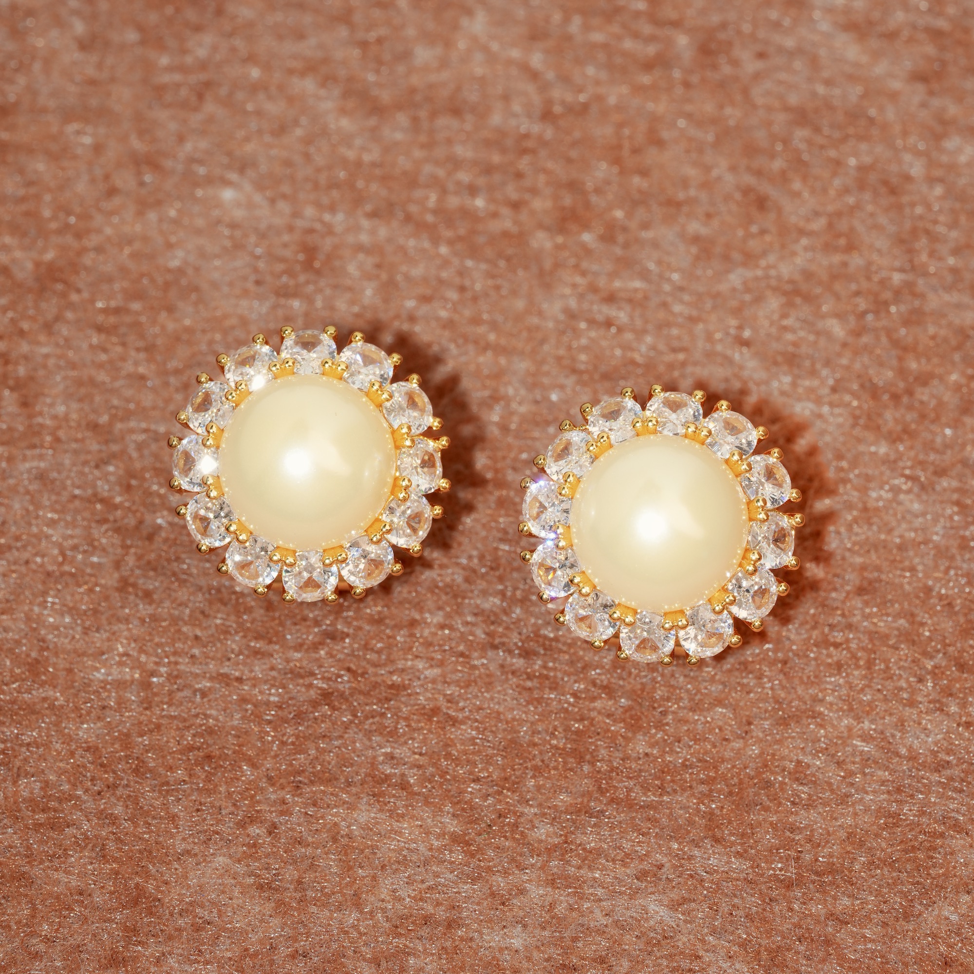 轻珠宝线《汤森小姐》梵克家宫廷风古典珍珠耳饰婚礼配饰耳钉耳夹