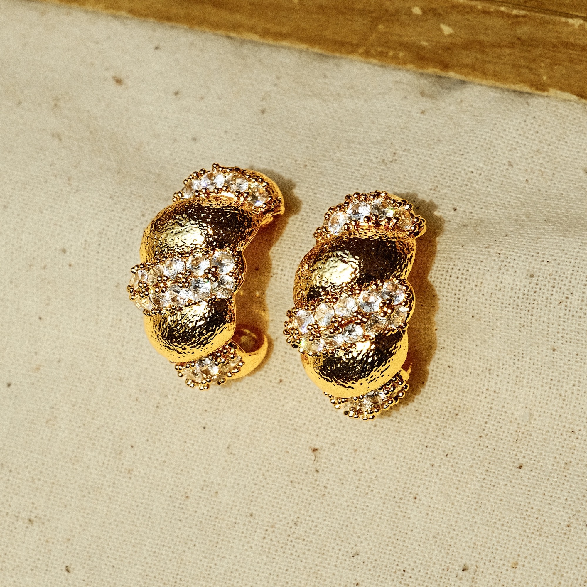 芙洛花什金色C圈牛角包耳钉耳夹