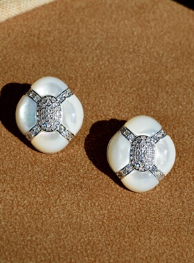 轻珠宝线《月华四重奏》宫廷风白贝母耳饰 小尺寸闪耀锆石耳夹