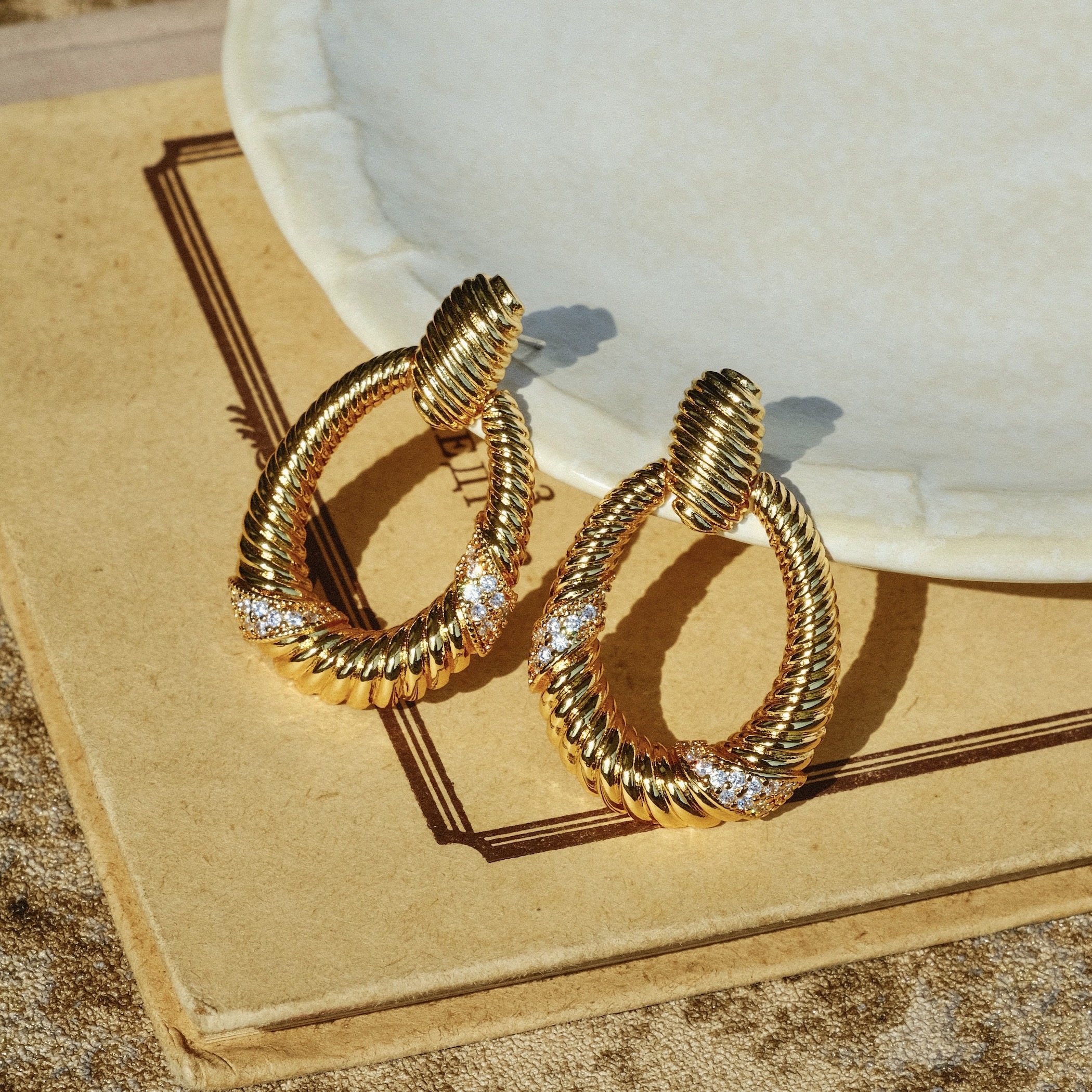 《戛纳之夜》复古金色大圈耳环华丽气质夸张欧美风港风无耳洞耳夹