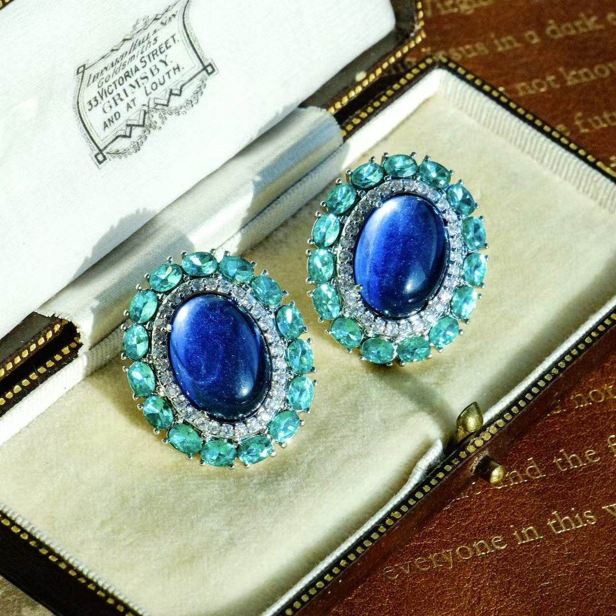 古董线《多洛米蒂》经典复刻蓝色琉璃耳饰 彩锆满镶椭圆耳钉耳夹