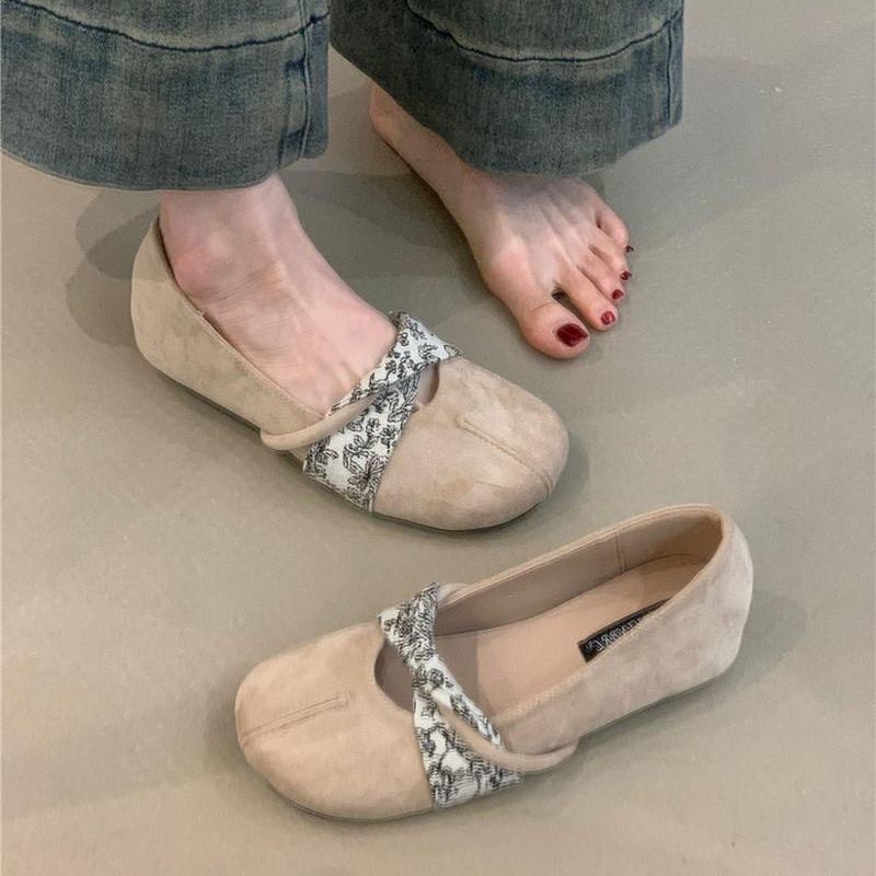 2025春季新款休闲豆豆鞋浅口圆头配裙子法式单鞋玛丽珍女芭蕾舞鞋