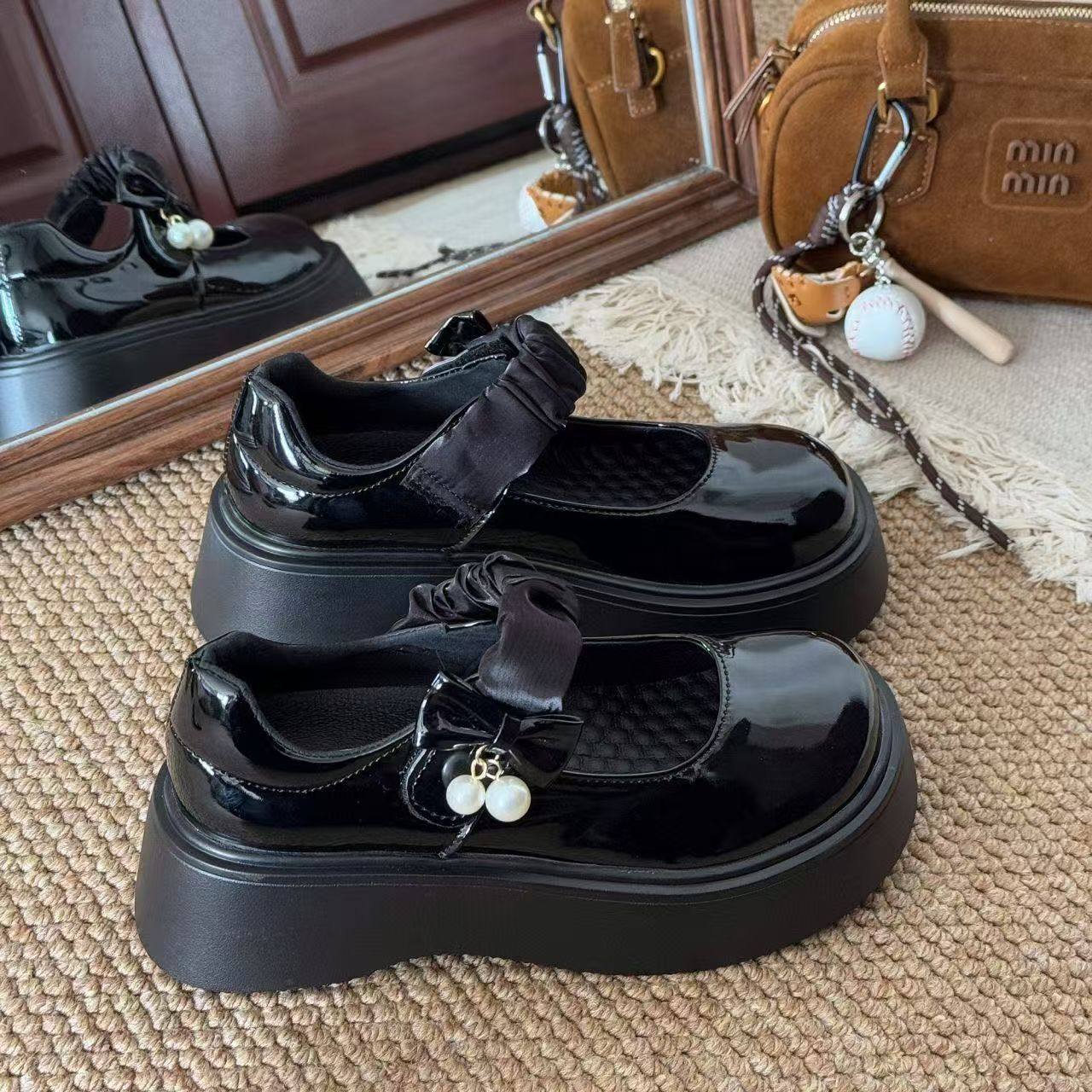 2026新款春季黑色法式厚底玛丽珍小皮鞋女配裙子圆头珍珠粗跟单鞋,女鞋,时尚休闲鞋,淘宝优惠券,粉丝福利购,淘宝优惠卷