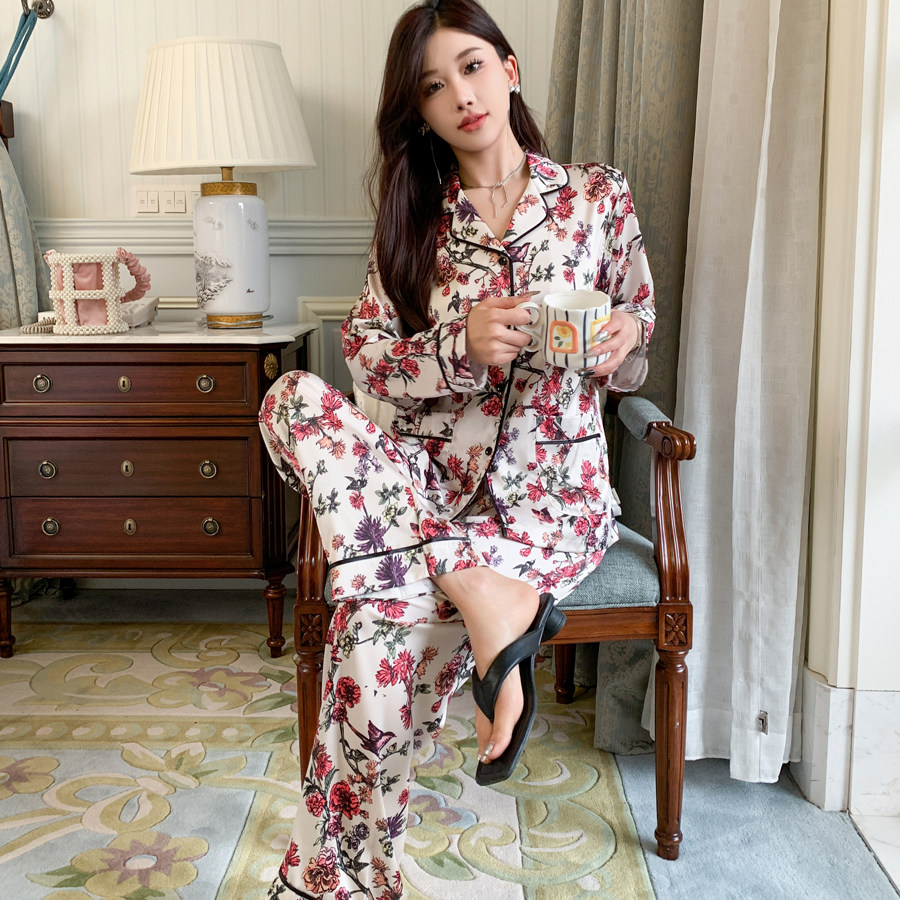 2025年新款女士睡衣女长袖长裤小蜜蜂印花春秋季薄款家居服套装