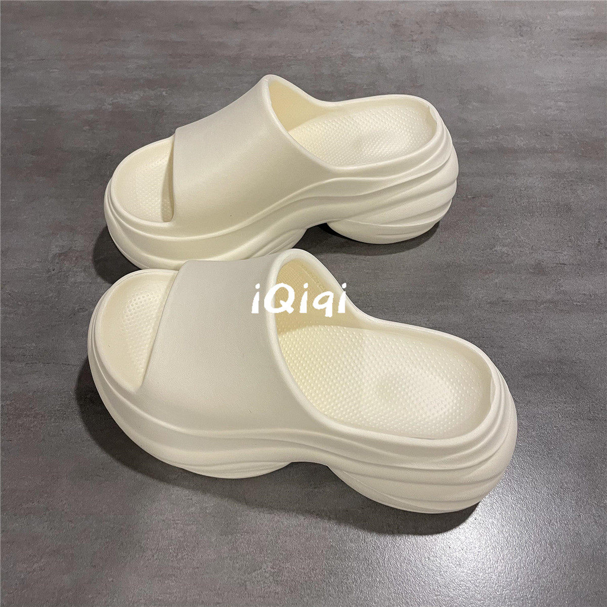 七七主人家 外穿休闲网红凉鞋女2025夏季新款厚底增高6厘米拖鞋女