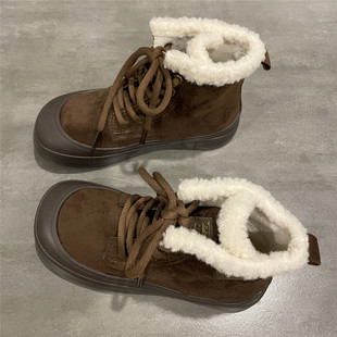 七七主人家 棕色加绒高帮鞋子女反绒皮休闲短靴女保暖棉鞋女学生