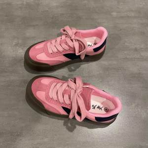树莓粉色德训鞋爆款甜系
