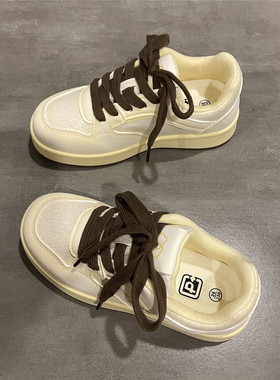 七七主人家 奶油风黄色厚底面包鞋女韩版小众休闲鞋子女百搭板鞋