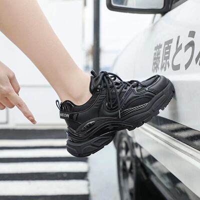 冰洁休闲平跟圆头运动鞋