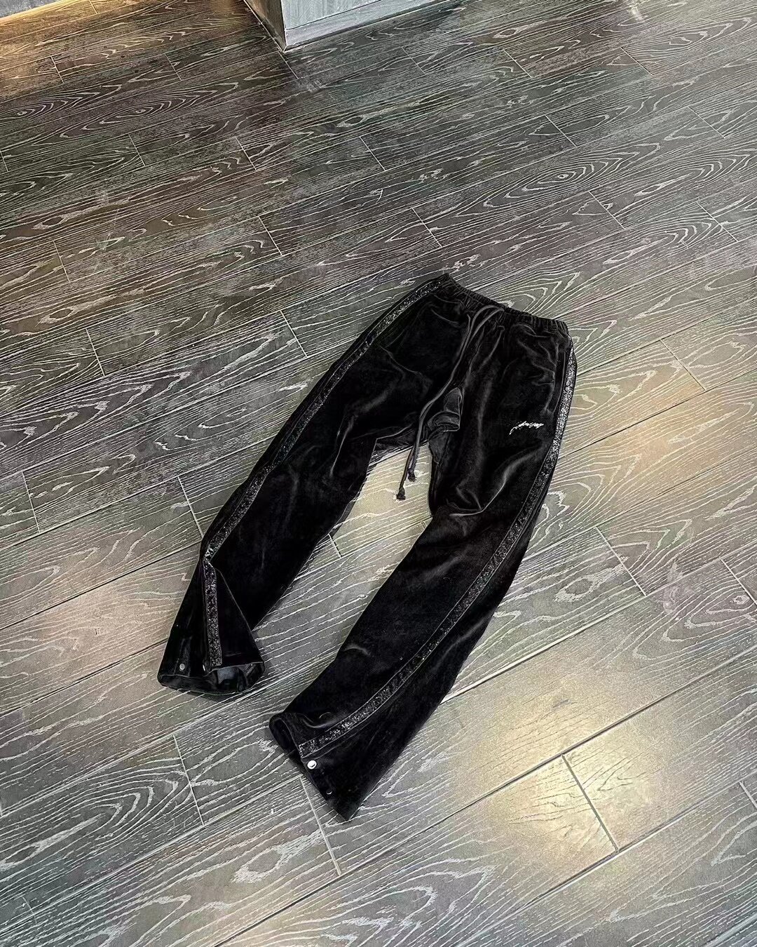 Askyurself丝绒微喇叭