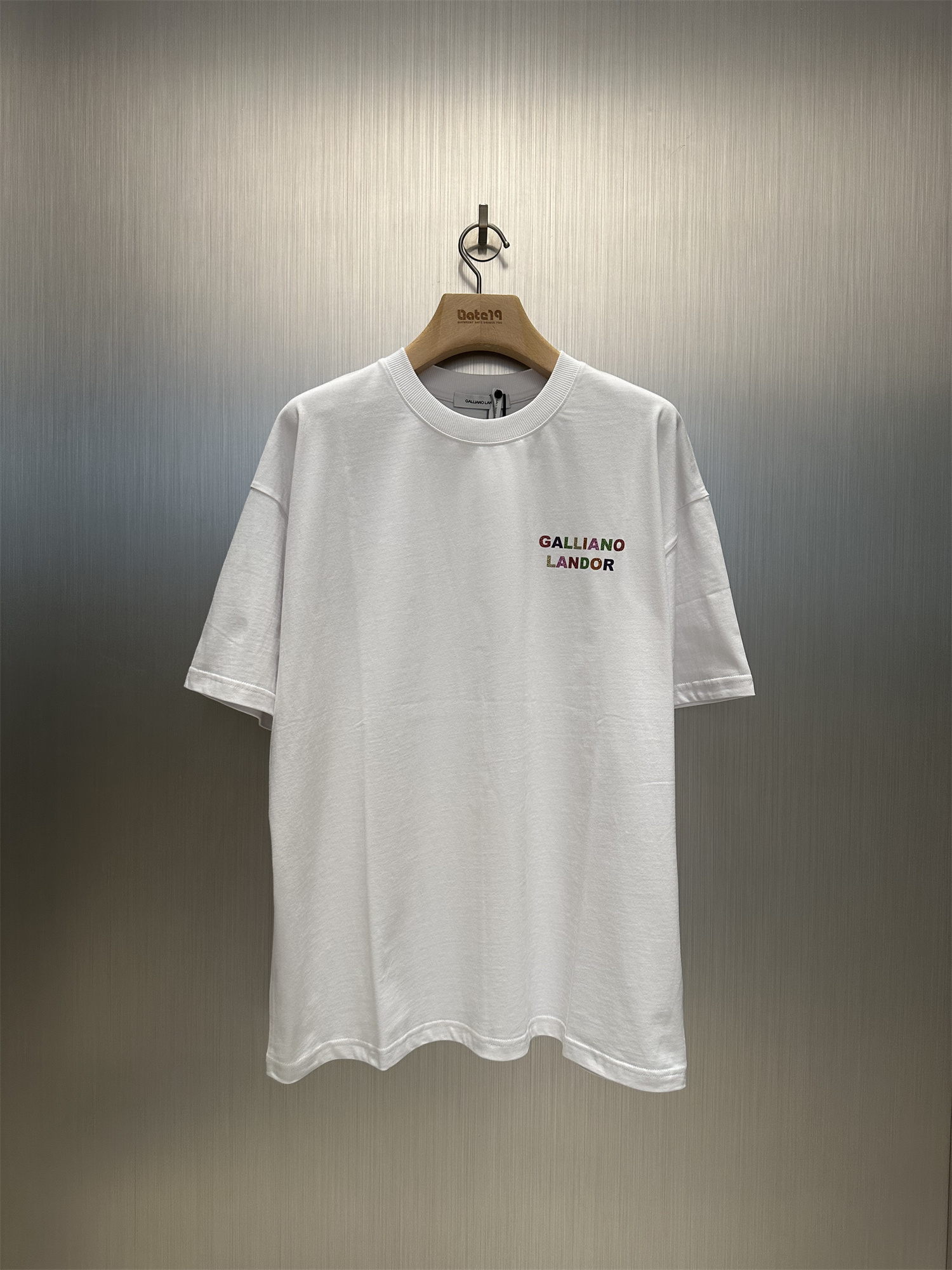 圆领男士短袖休闲实体现货t恤