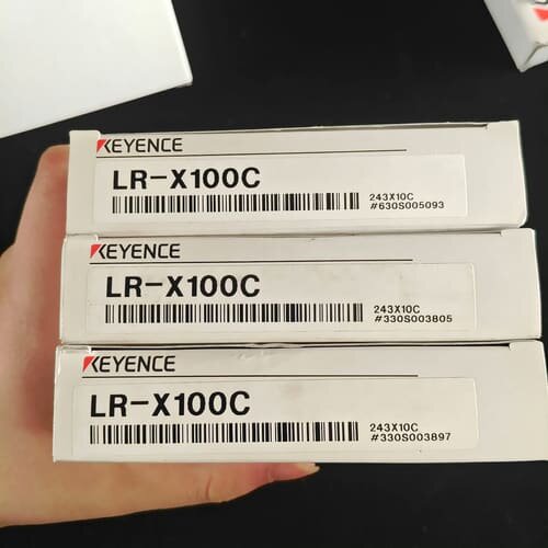 基恩士LR-X100C激光传感器，，！配(议价)