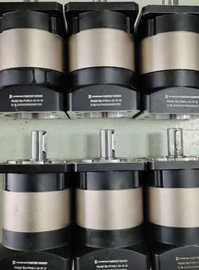 PF090L2-20-P2-S2，行星齿轮减速机，速比20，议价