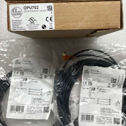易福门槽型光电传感器，OPU702，配套电缆EVC146议价
