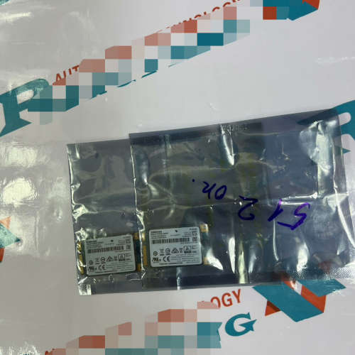 TOSHIBA  THNSNJ512GACU  内存卡议价