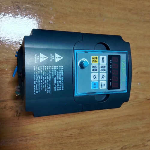 1.5kw佳乐变频器JR7100-1R5G-4-1010A，议价