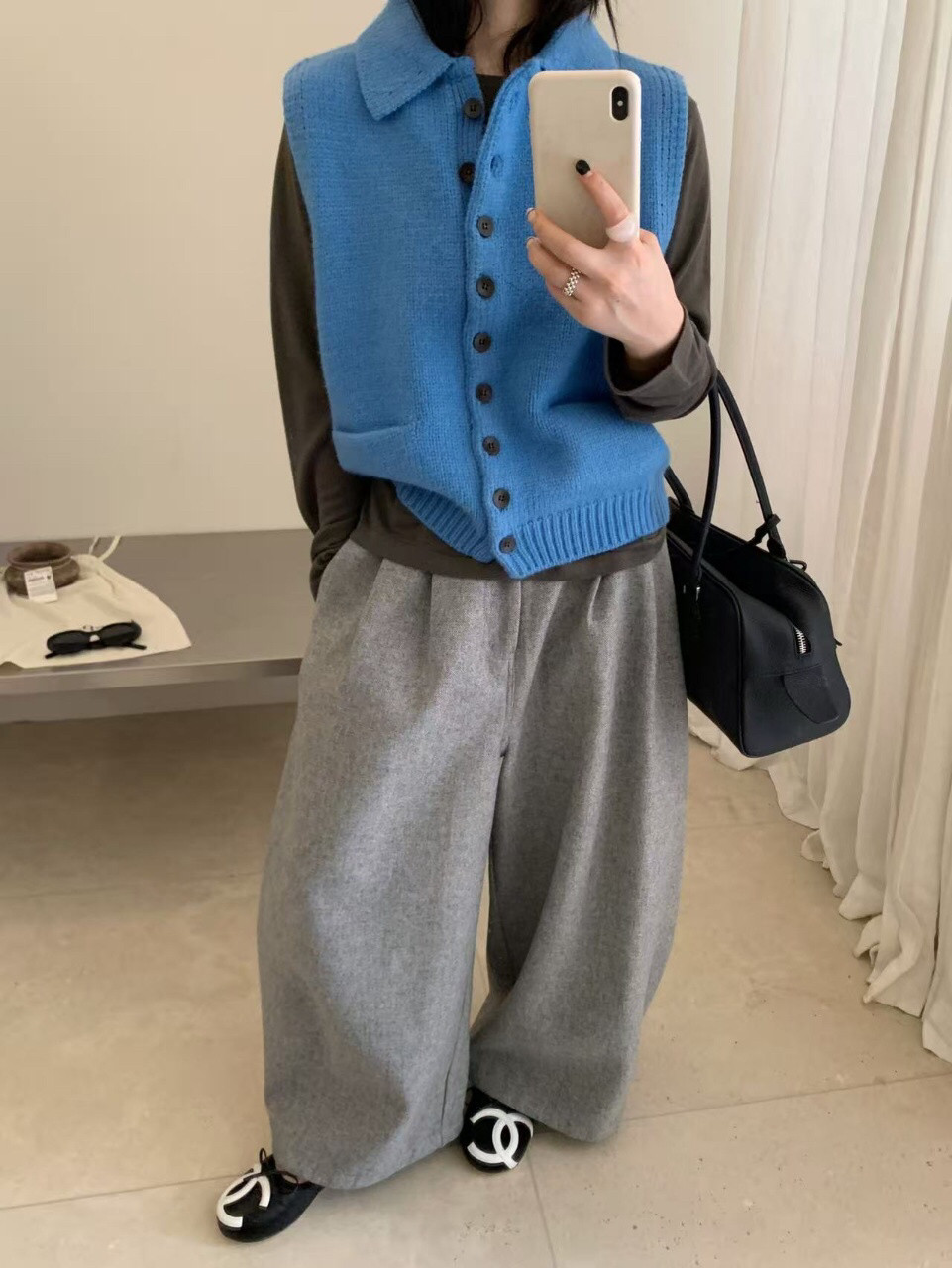 韩系蓝色翻领纽扣针织马甲背心女
