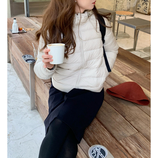 羽绒服小个子 型短款 大吹女 秋冬轻盈蓬松感高品质连帽排骨小巧版