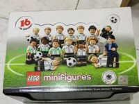 Lego Collectable MiniFigures 71014 German Football Team
