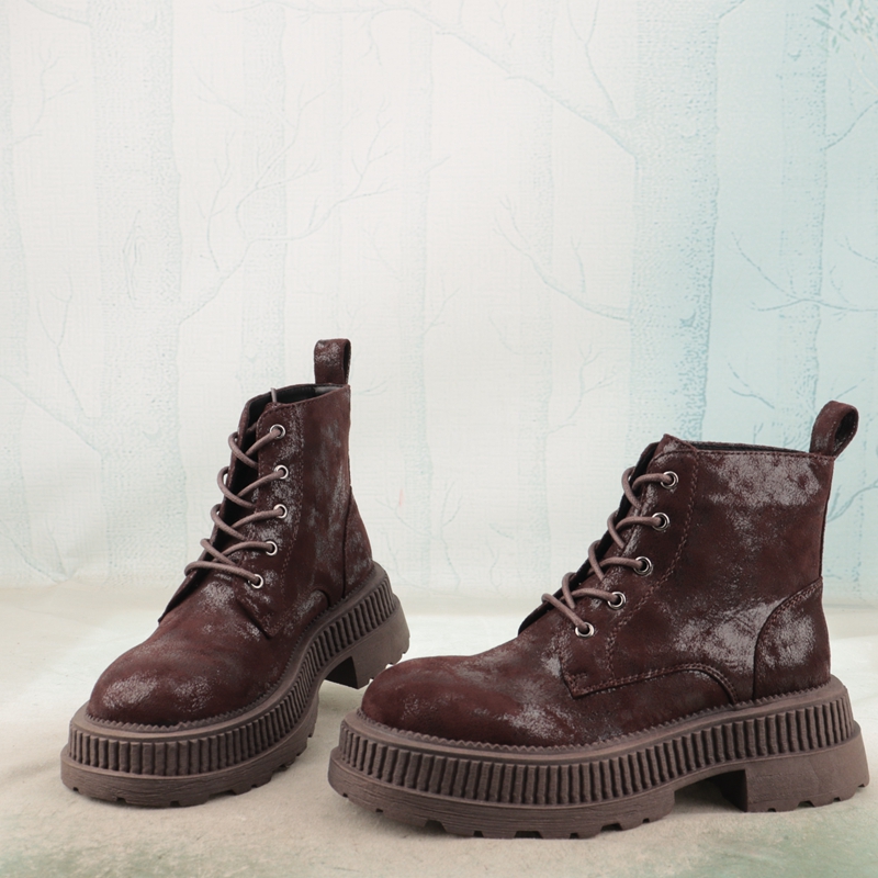 油蜡布面圆头中跟欧美短筒马丁靴