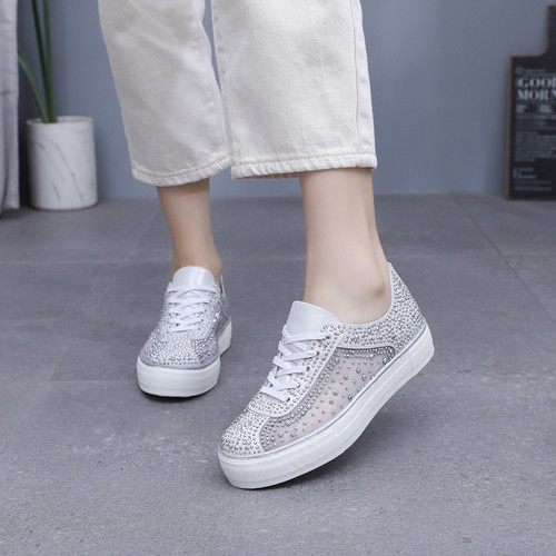 网纱牛皮革水钻厚底情侣鞋板鞋