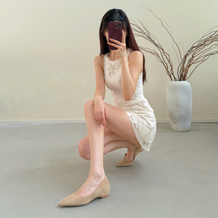 混凝草裸色内增高浅口单鞋女小个子职业装显瘦平底尖头软牛皮鞋子