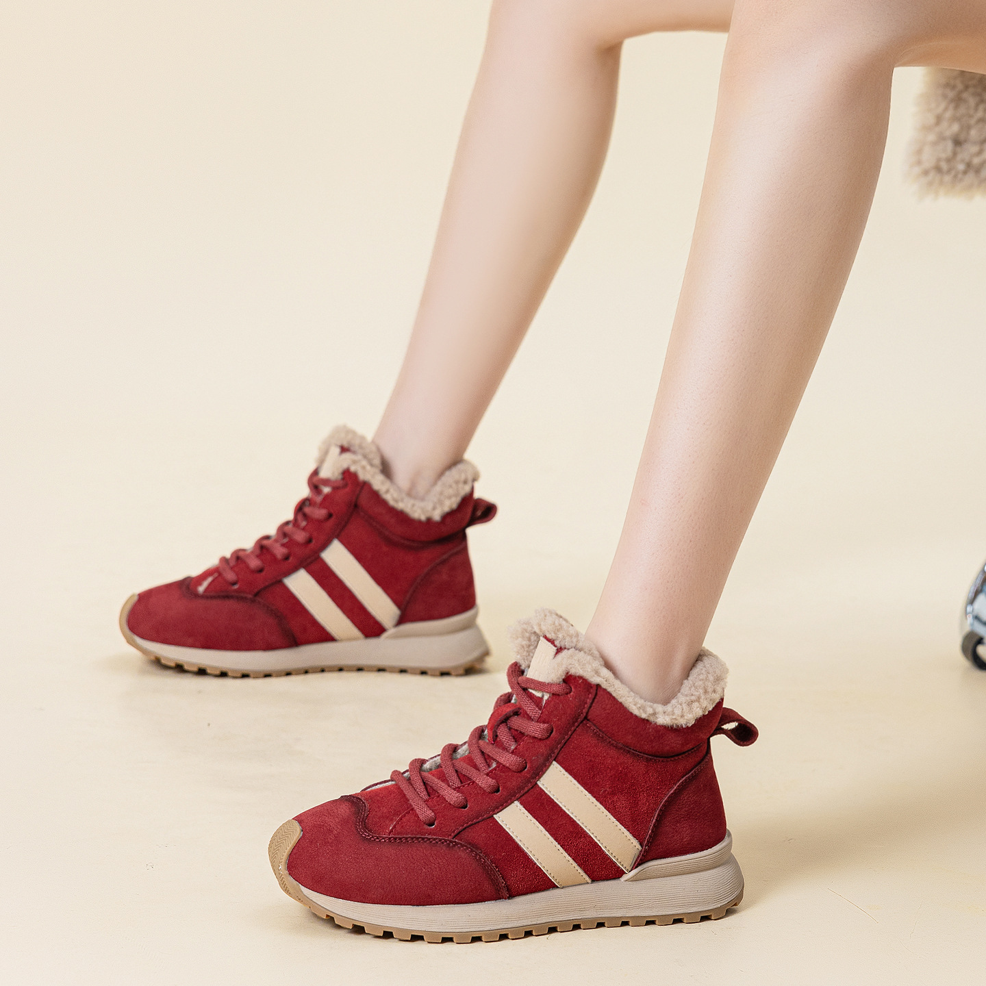 头层牛皮女棉鞋2025真皮新款增高保暖轻便软底软面高帮德训鞋女