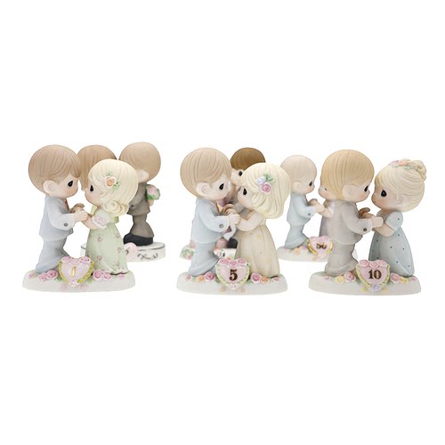 Precious Moments水滴娃娃穿花裙子的女孩与男孩陶瓷爱情情侣摆件