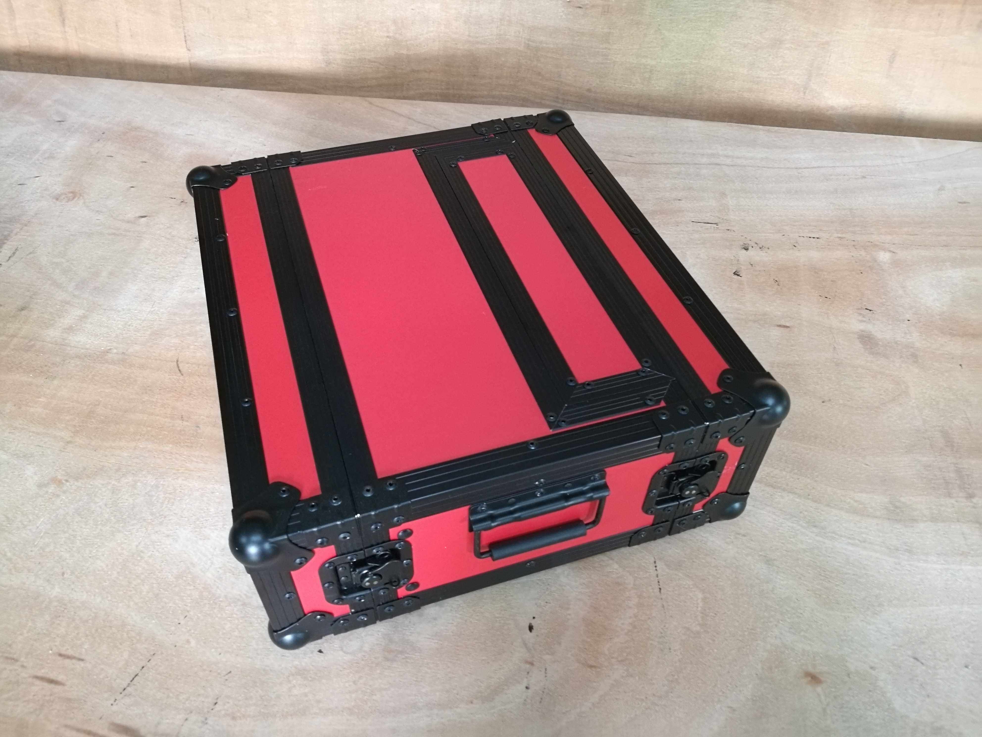 1u2u3u接受器航空箱机箱机柜定做航空箱